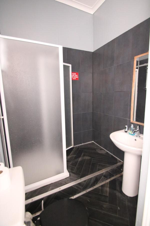 Everton Hostel Ливърпул Екстериор снимка