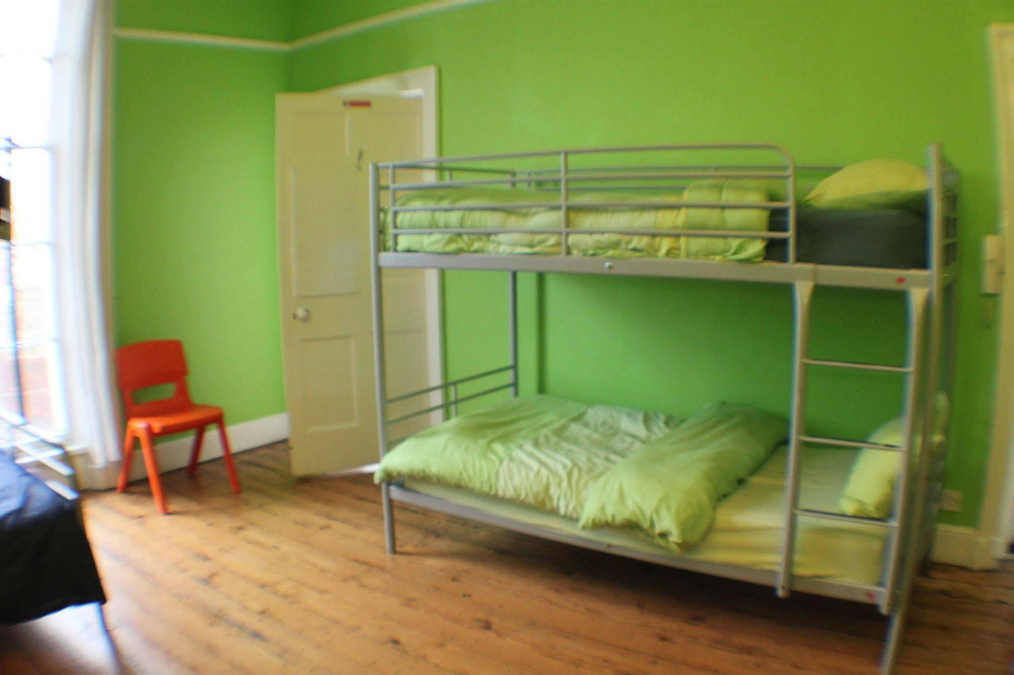 Everton Hostel Ливърпул Екстериор снимка